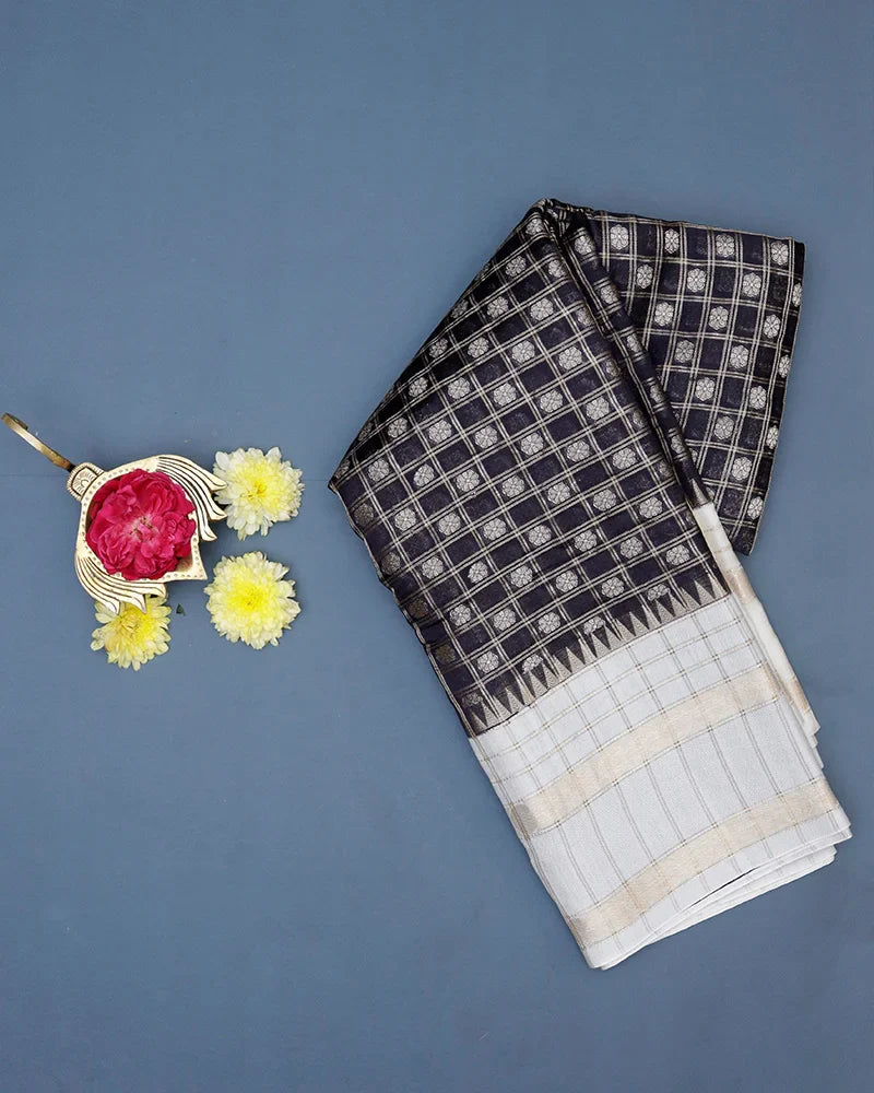 Resplendent Black, This Katan Banarasi Silk Saree - PattuCheeralu