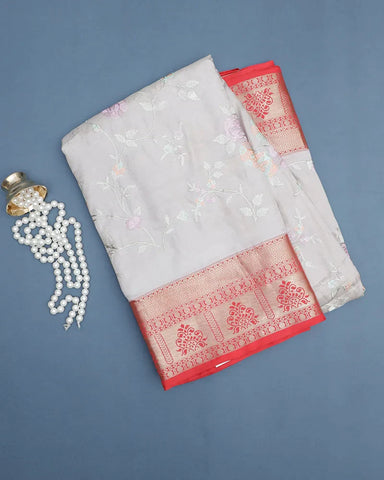 The Mehndi Green Kalamkari Silk Saree - PattuCheeralu