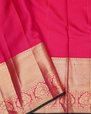 The off-white Kanjivaram silk saree - PattuCheeralu