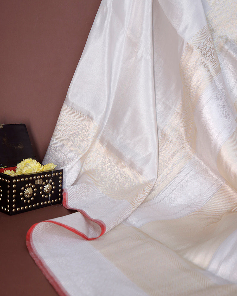 Off White Katan Banarasi Silk Saree - PattuCheeralu