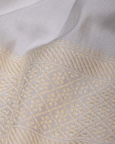 Off White Katan Banarasi Silk Saree - PattuCheeralu