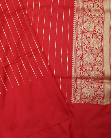 Off White And Purple Katan Banarasi Silk Saree - PattuCheeralu