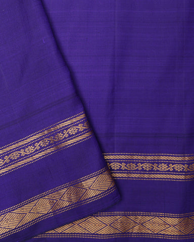 Red color Gadwal Silk Saree - PattuCheeralu