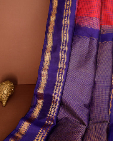 Red color Gadwal Silk Saree - PattuCheeralu