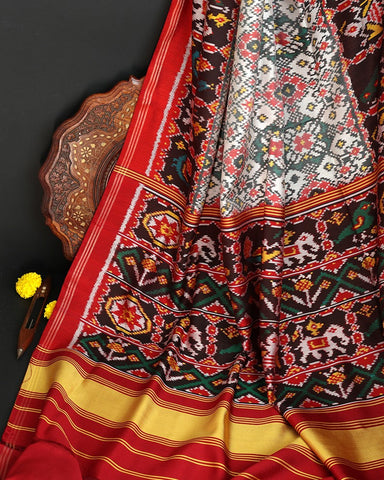 Off White Patola Silk - PattuCheeralu